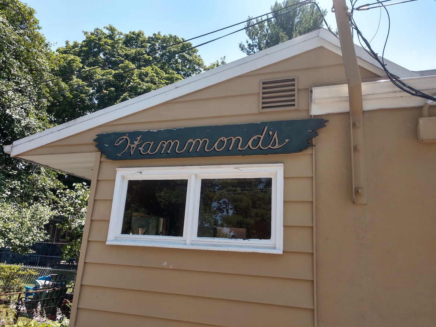 Hammond's Old-Fashioned Hand Made Pretzels: Lancaster Pretzel Stores