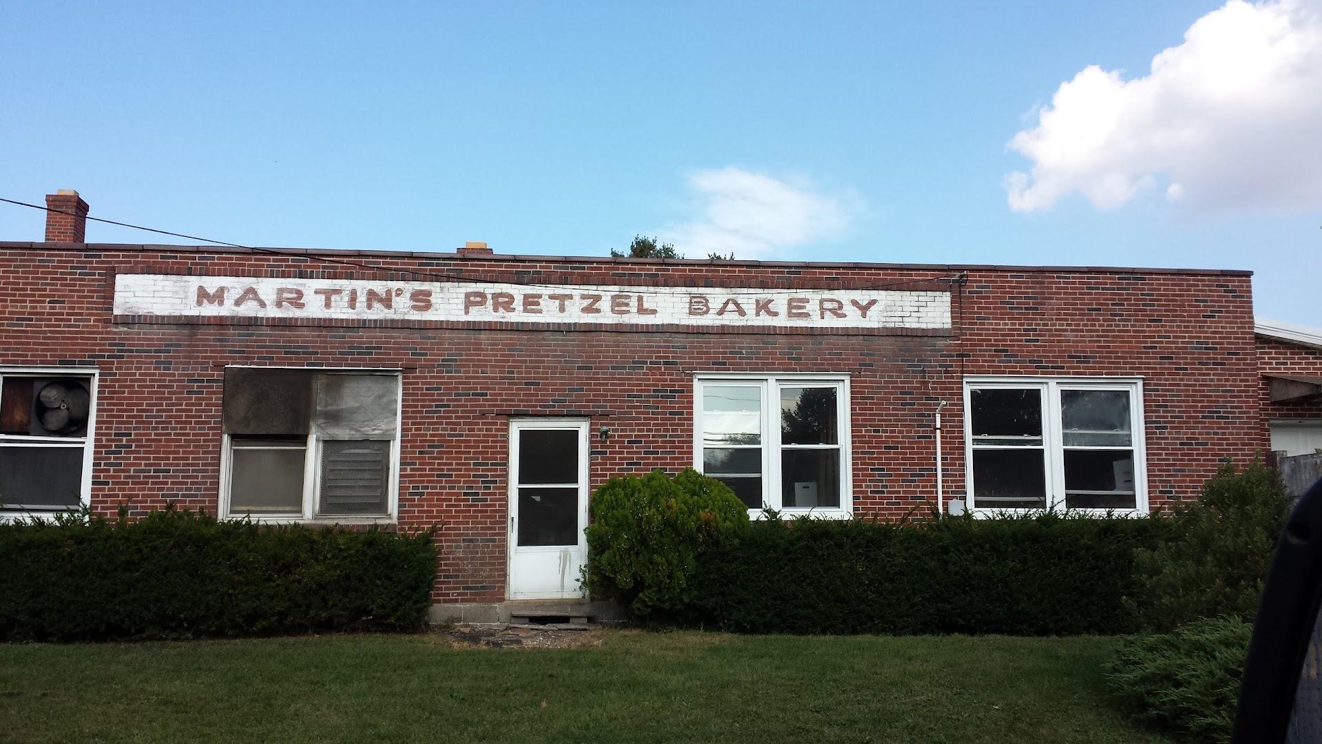 Martin's Pretzel Bakery: Akron Pretzel Stores