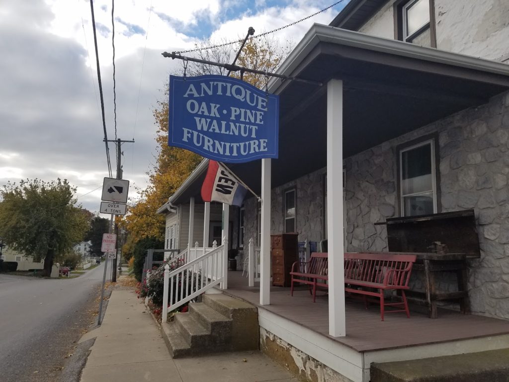 Antique Stores in Quarryville: Antique Oak - Pine - Walnut Furniture