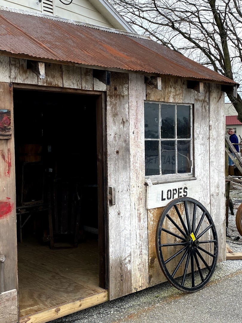 Antique Stores in Ronks: Antique Village of Strasburg