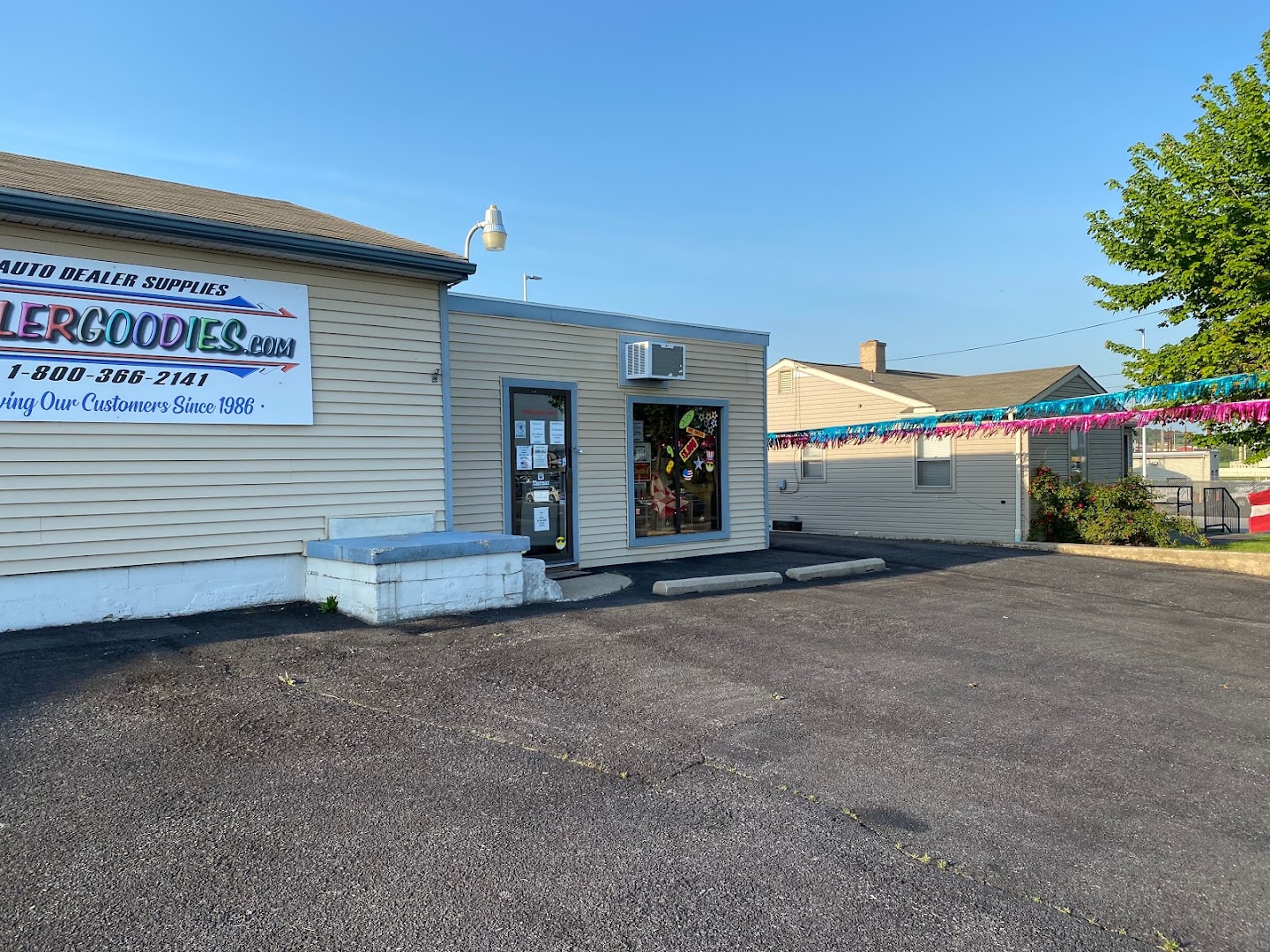 Auto Parts Stores in Manheim: Dealergoodies