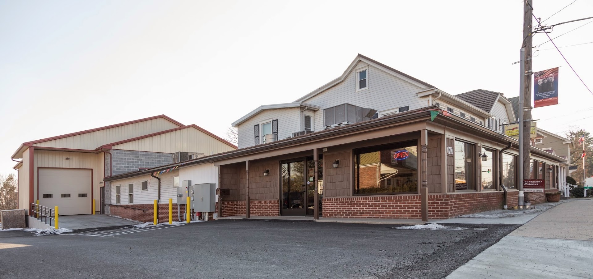 BBQ Supply Stores in New Holland: Meadow Creek Barbecue Supply