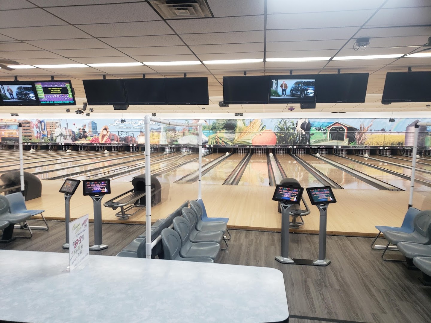 Bowling Alleys in Lancaster: Leisure Bowling and Golf Center Lancaster