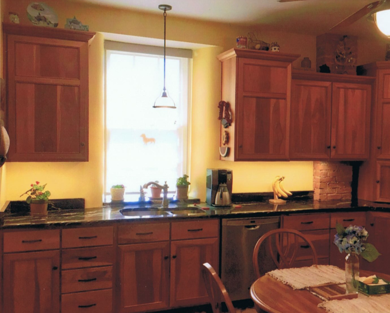 Cabinets in Holtwood: Mini Acres Cabinet Shop