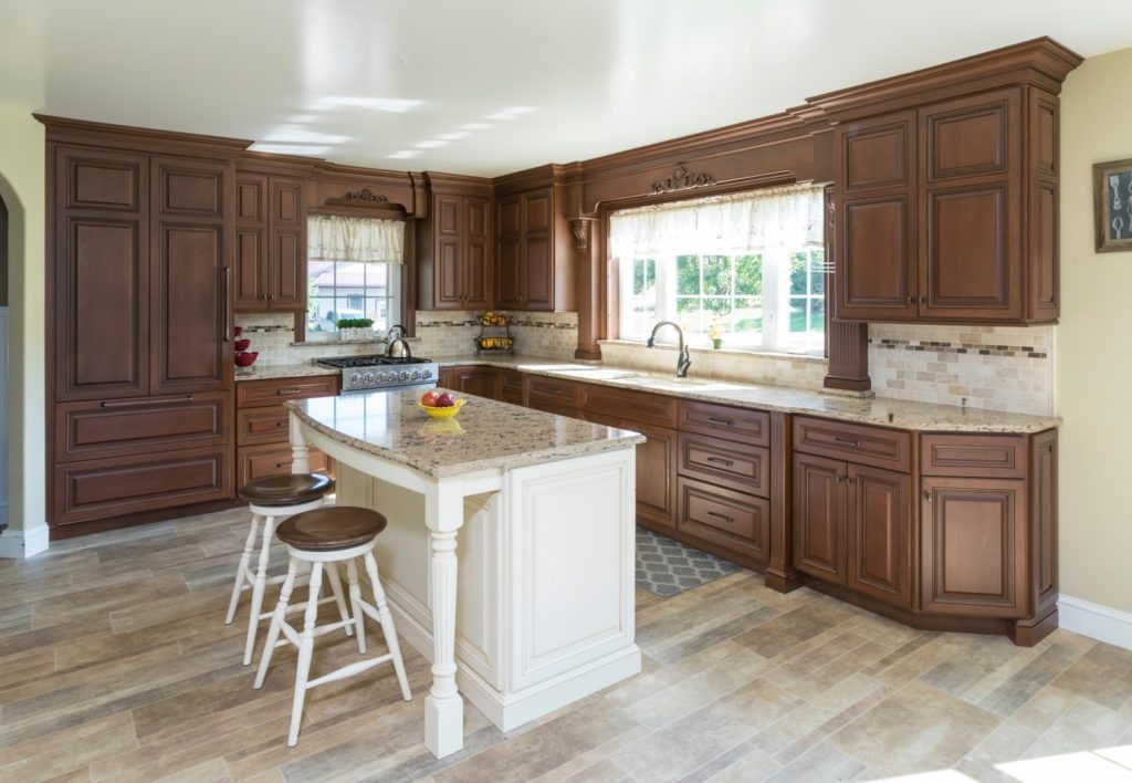 Cabinets in Paradise: Kitchenview Custom Cabinets