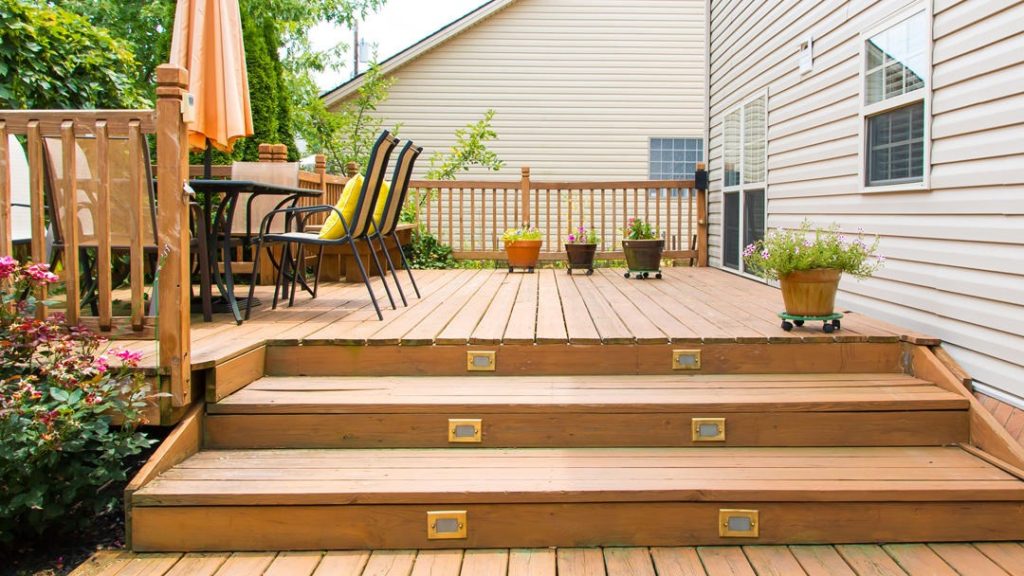 Deck Builders in Lancaster: Country Meadows construction