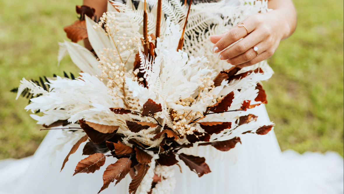 Florists in Lancaster: Buds and Blooms Co.