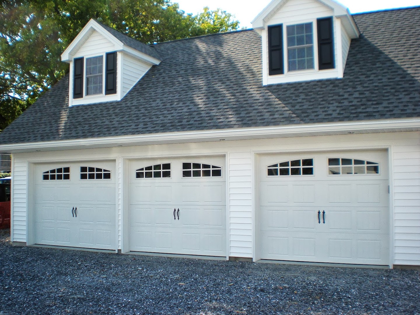 Garage Door Suppliers in Lititz: Complete Door & Access LLC