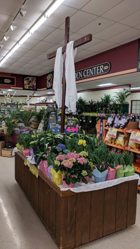 Grocery Outlet: New Holland Grocery Stores