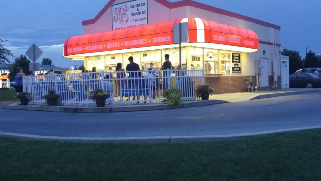 Ice Cream Shops in Lancaster: Friendly's - Centerville Rd