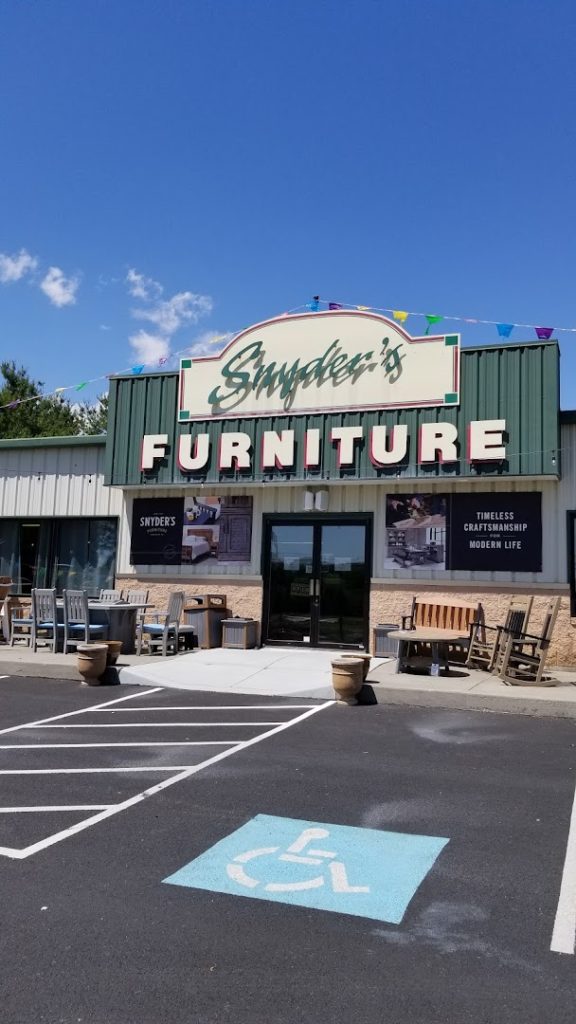 Indoor Furniture in Gordonville: Snyder's Furniture