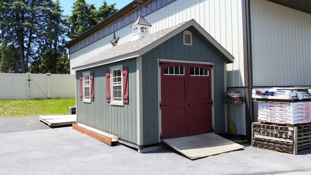 Indoor Furniture in Kinzers: Byerstown Woodwork Shop