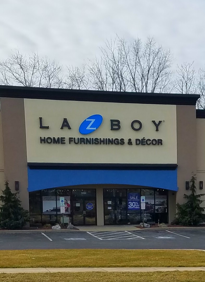 Indoor Furniture in Lancaster: La-Z-Boy Home Furnishings & Décor