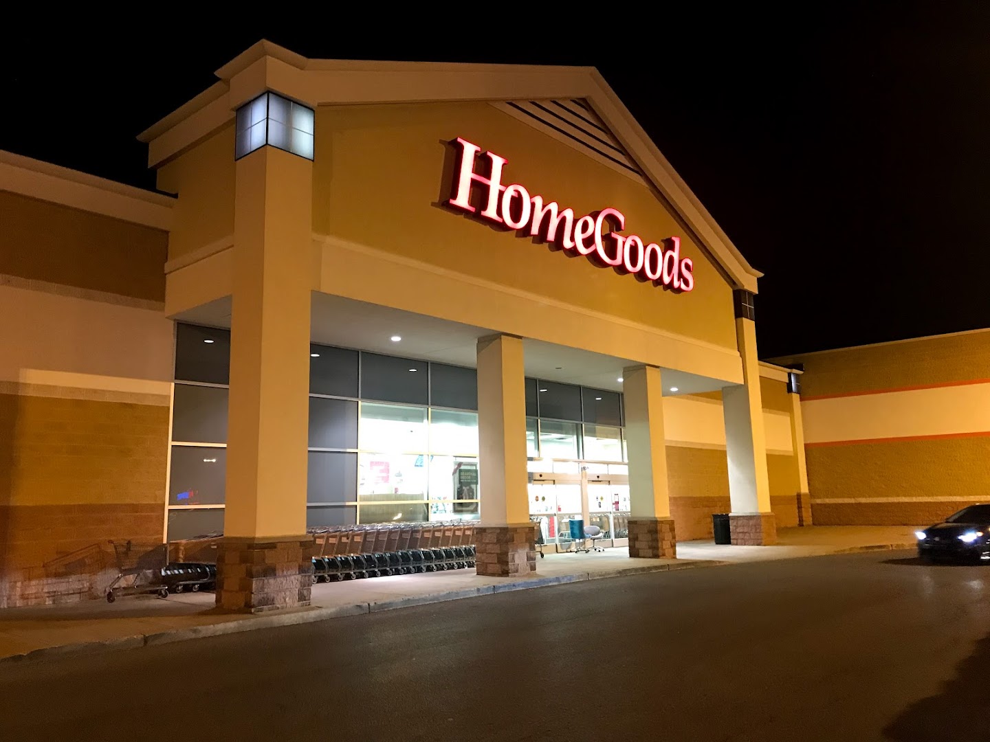 Men's Clothing Stores in Lancaster: HomeGoods