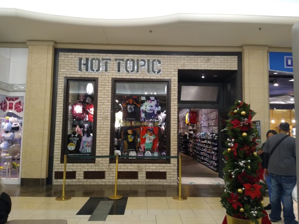 Men's Clothing Stores in Lancaster: Hot Topic