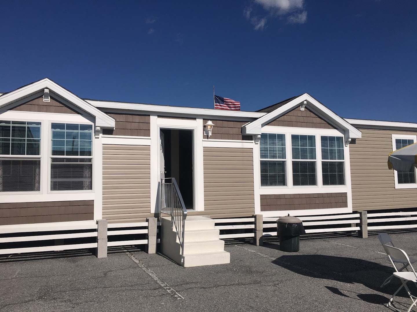 Mobile Home Dealers in Ephrata: Redman Homes/ Champion Homes