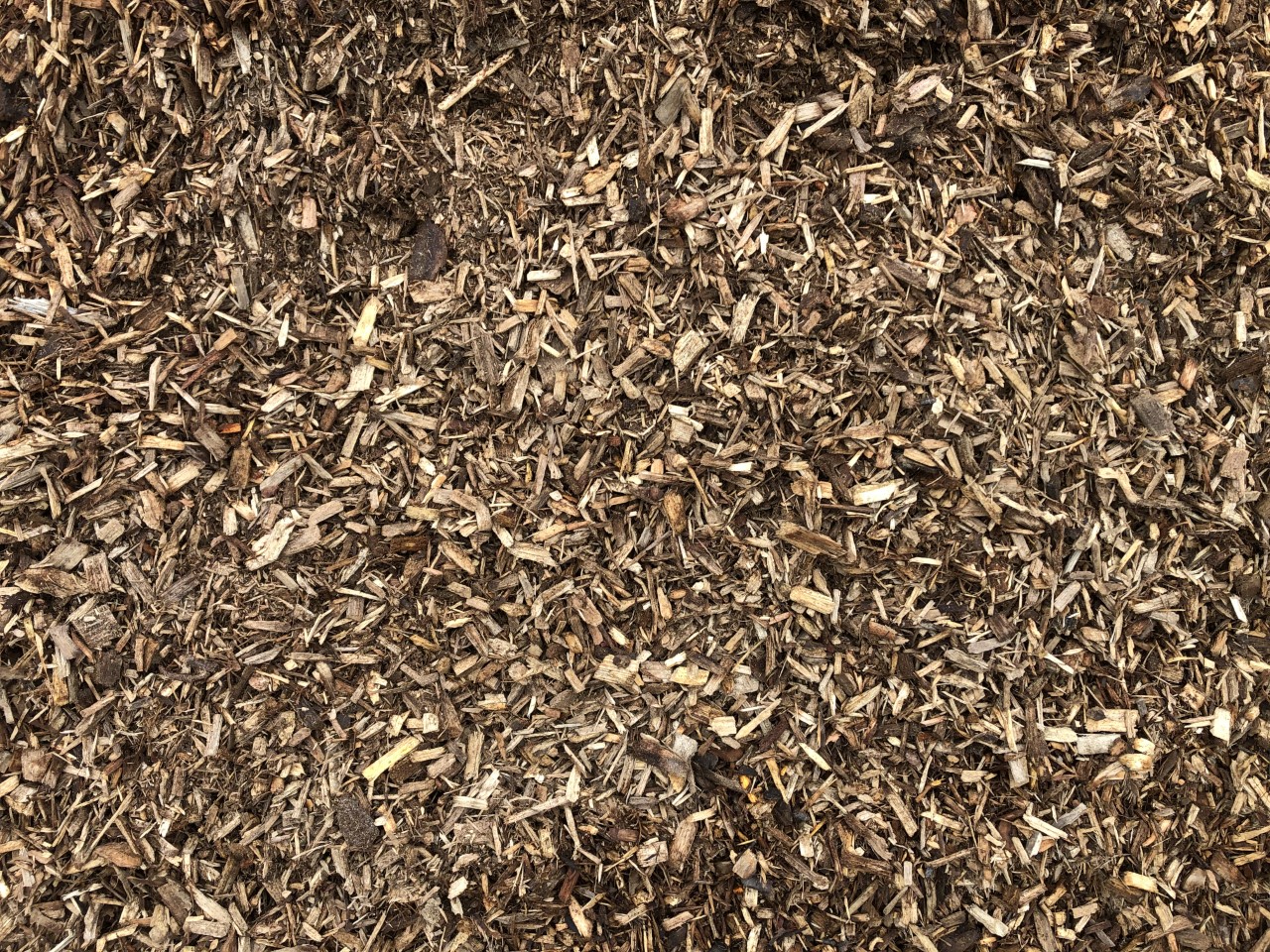 Mulch Suppliers in Lancaster: Landyshade Mulch LLC