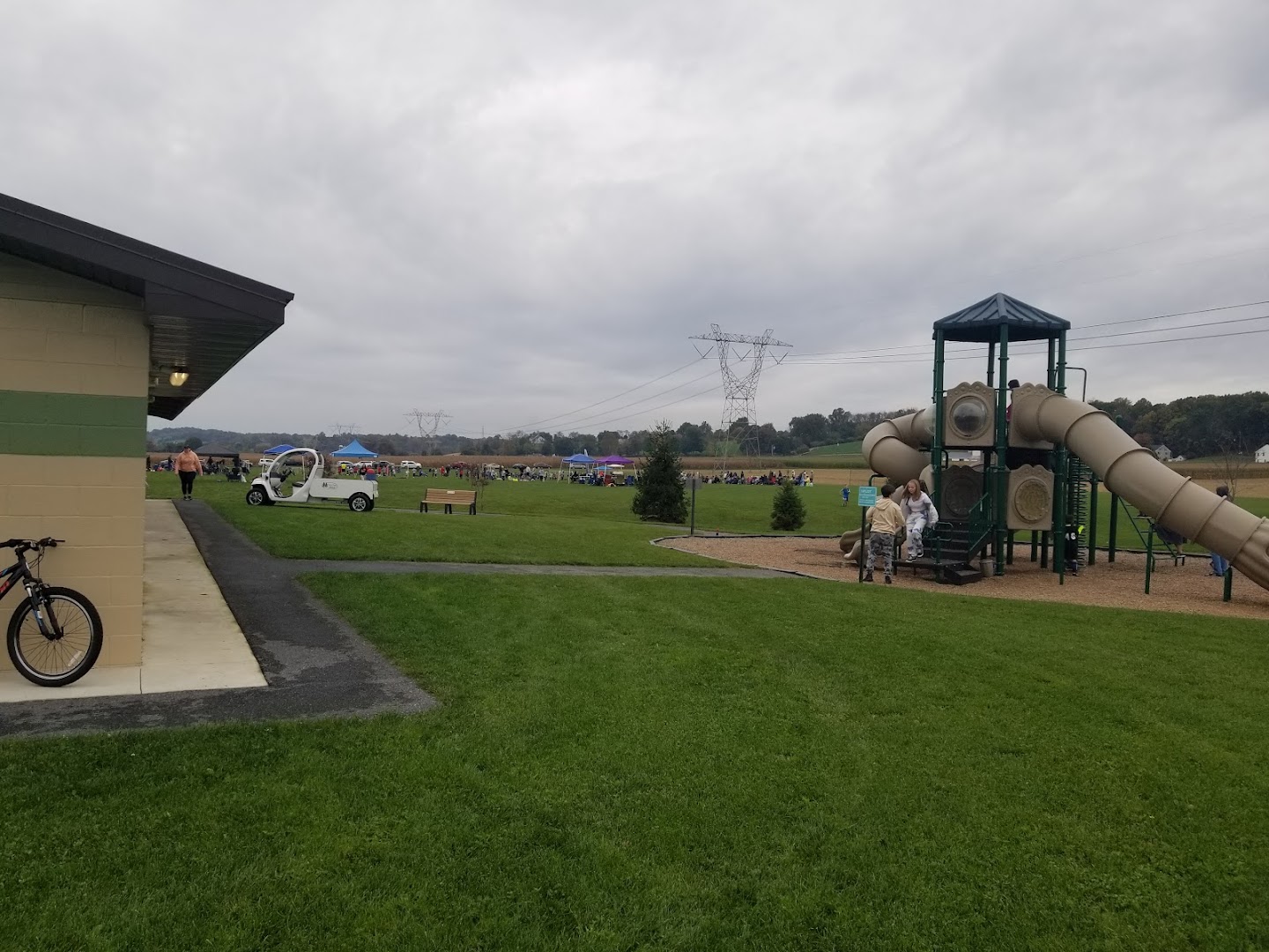 Snyder Community Park (Pavilion #1): Ephrata Parks