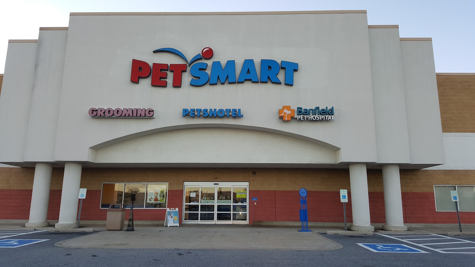 PetSmart: Lancaster Butcher Shops