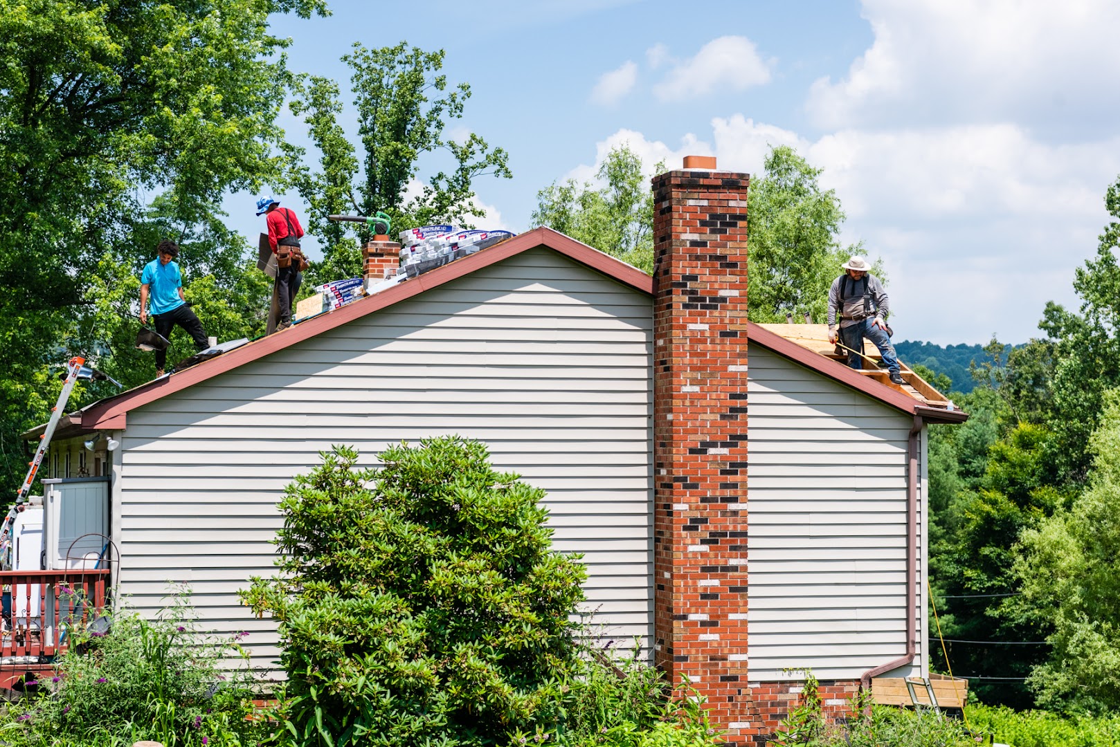 Roofing Contractors in Lancaster: Helm Construction Company