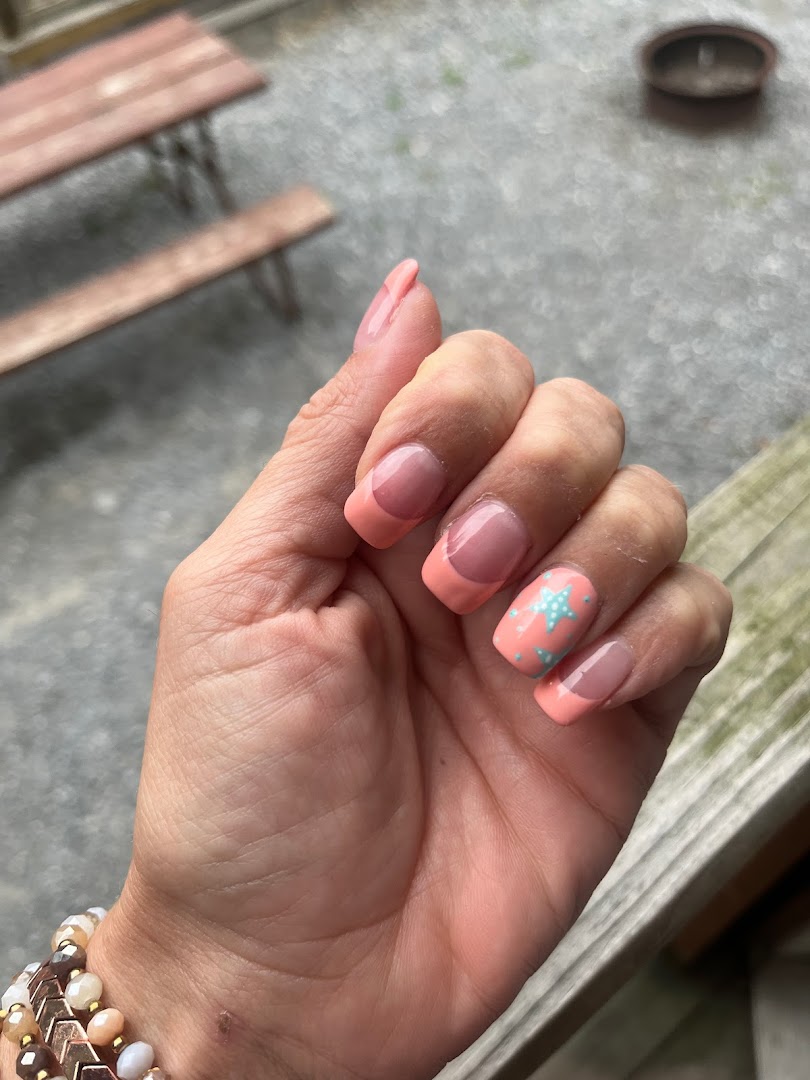 Salons in Quarryville: Fancy Nails Salon & Spa