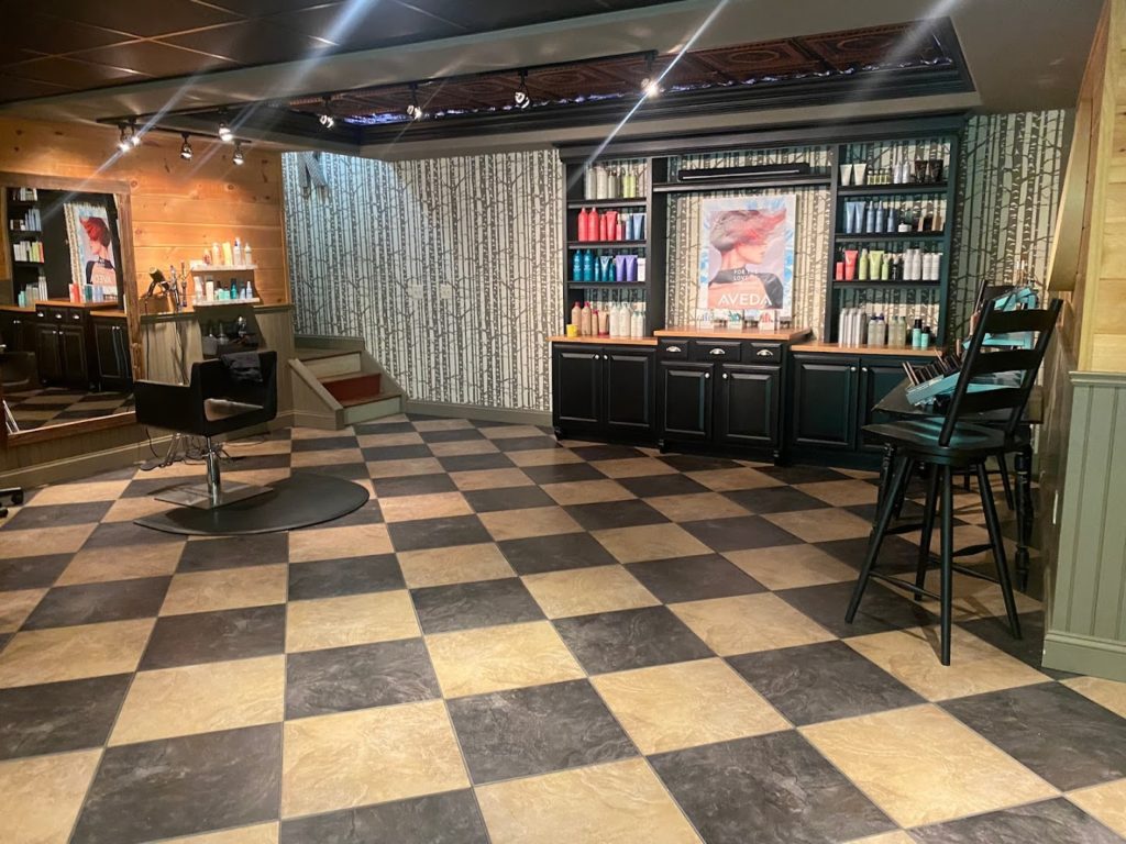 Salons in Stevens: Forest Hill Salon