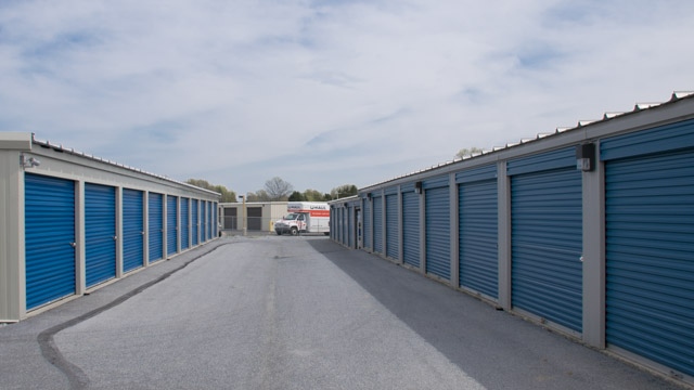 Self-Storage Facilities in Lancaster: Peace of Mind Self Storage-Lancaster