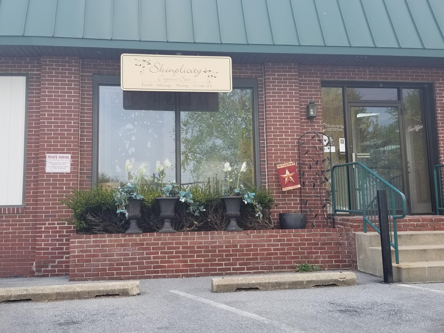 Spas in Lititz: Skinplicity Organic Spa