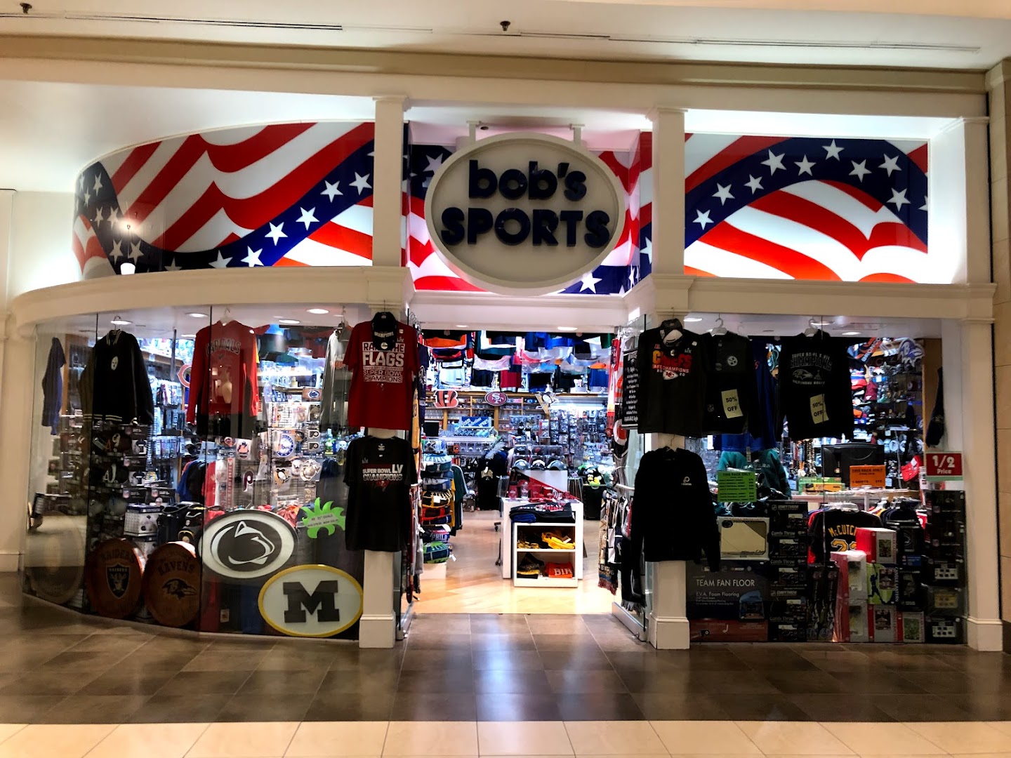 Sportswear Stores in Lancaster: bob's SPORTS