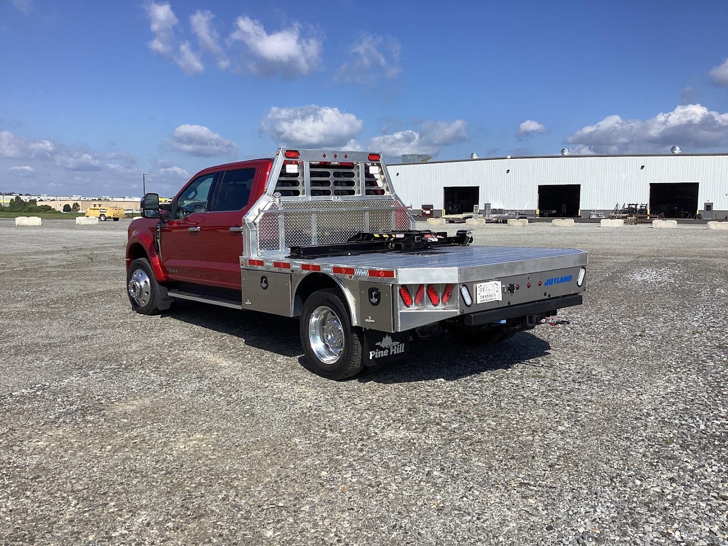 Trailer Manufacturers in Gordonville: Pine Hill Trailers