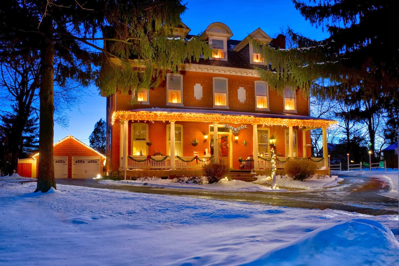 Bella Vista Bed & Breakfast: Akron Bed & Breakfasts