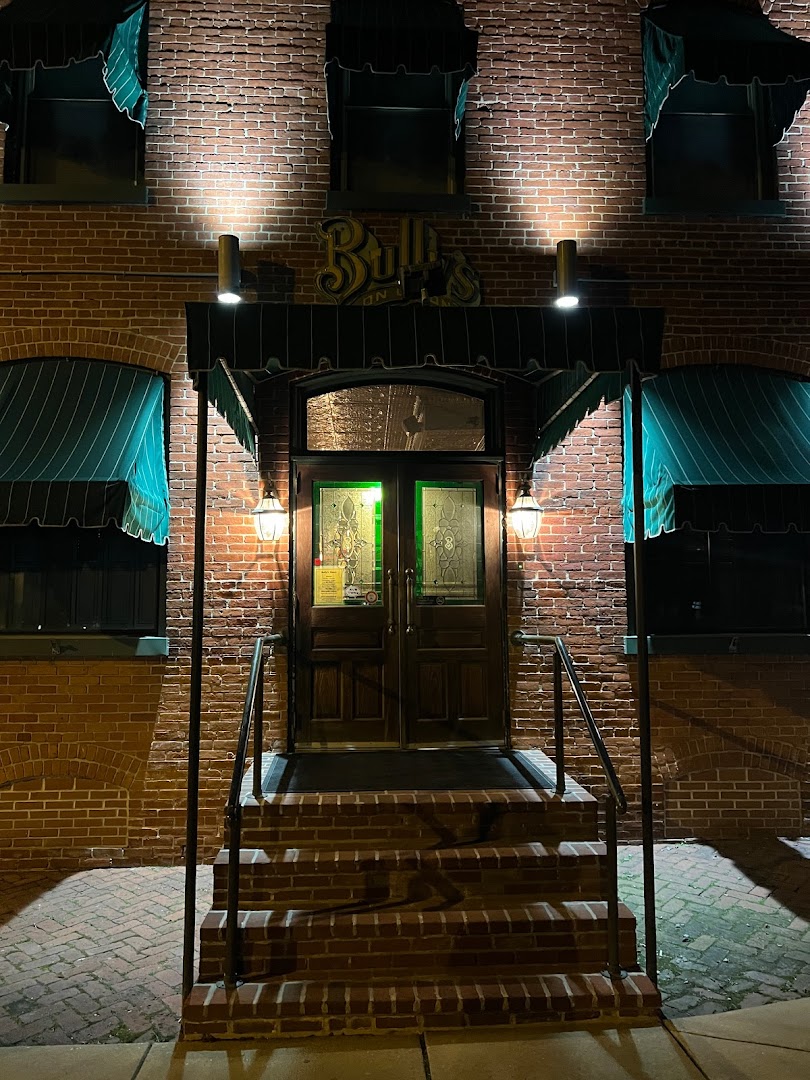 Bully's Restaurant & Pub: Columbia Restaurants