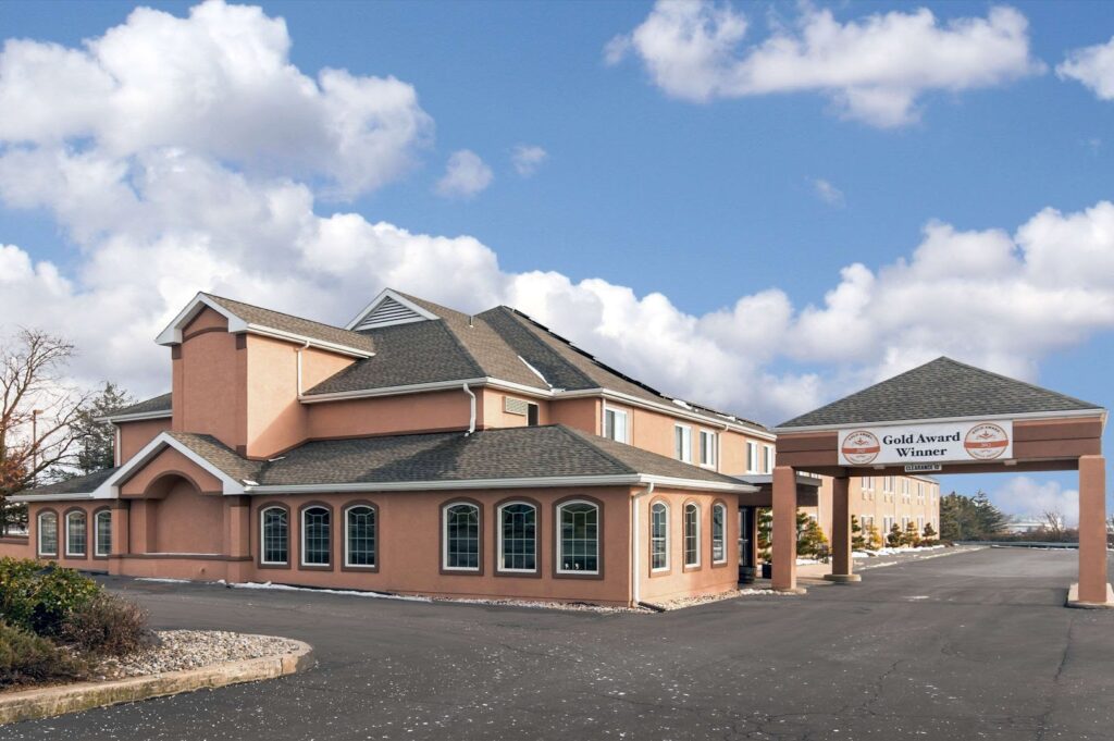 Comfort Inn Amish Country: New Holland Hotels