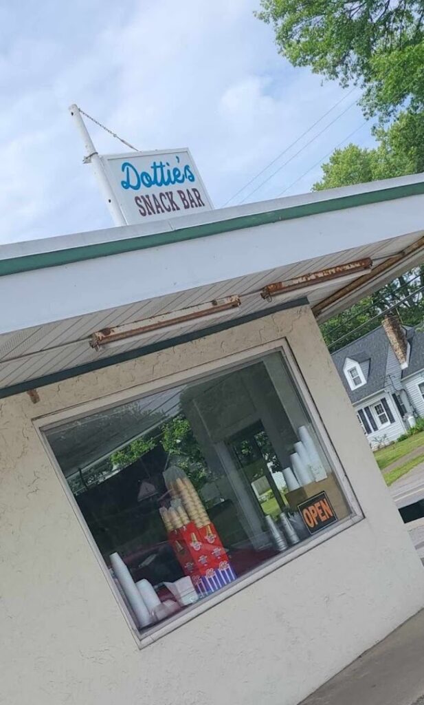 Dottie's Snack Bar: Quarryville Restaurants