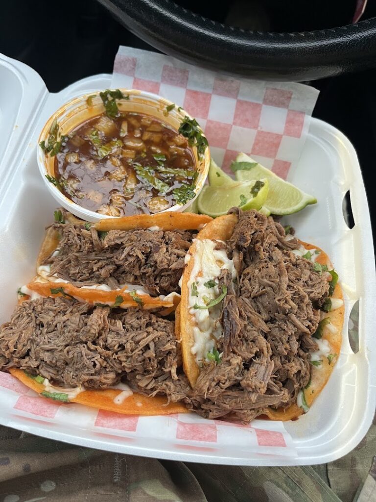 El Paisano Food Truck: Lancaster Restaurants