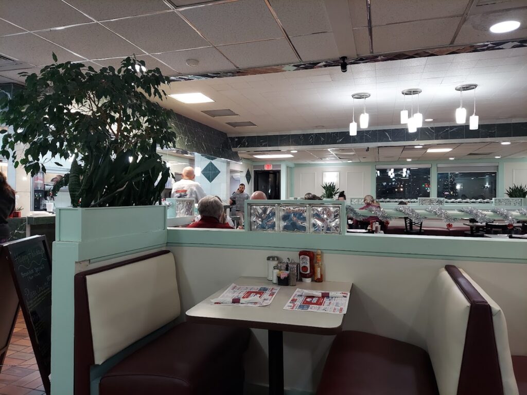 Ephrata Plaza Diner: Ephrata Restaurants