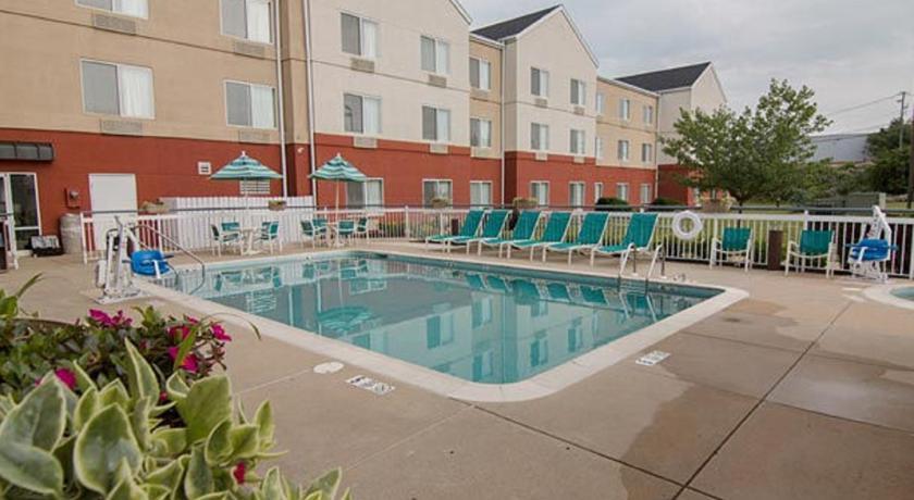 Fairfield Inn & Suites Lancaster East at The Outlets: Lancaster Hotels