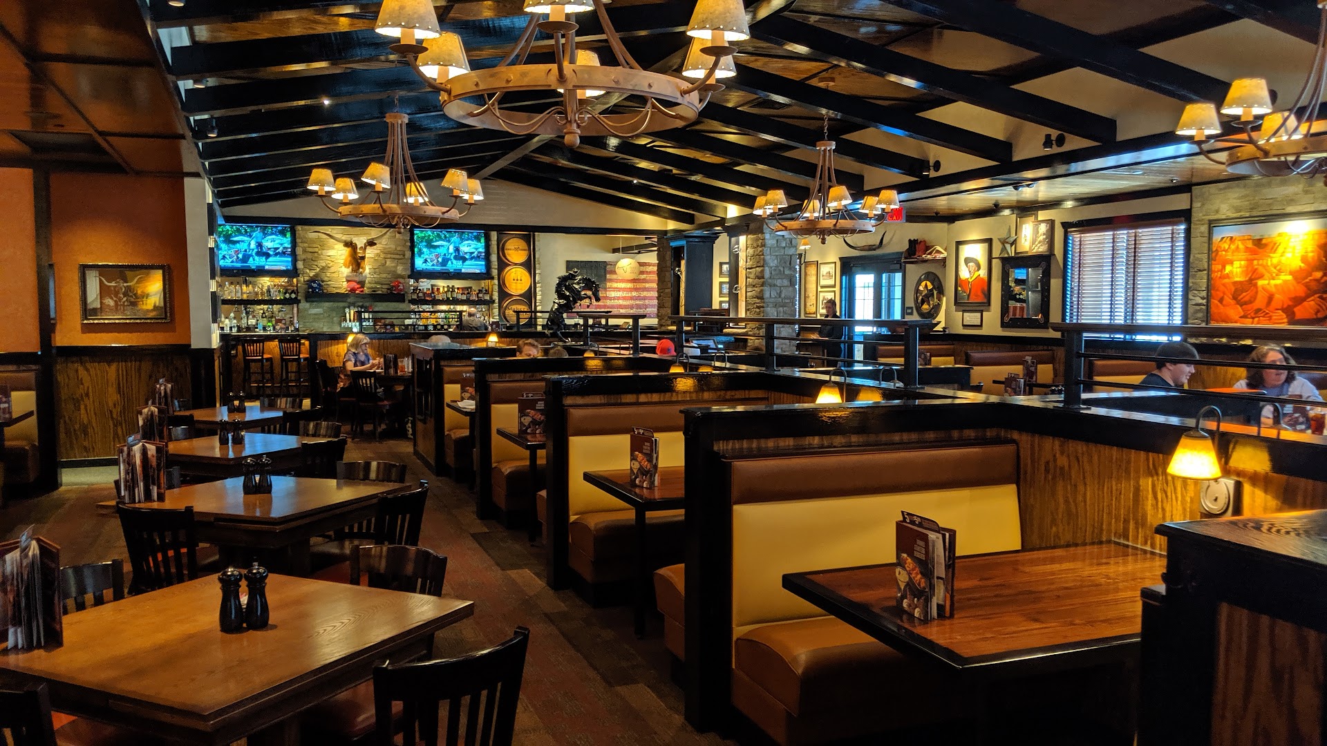 LongHorn Steakhouse: Lancaster Restaurants