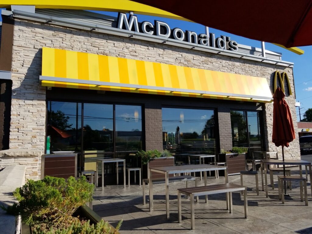 McDonald's: New Holland Restaurants