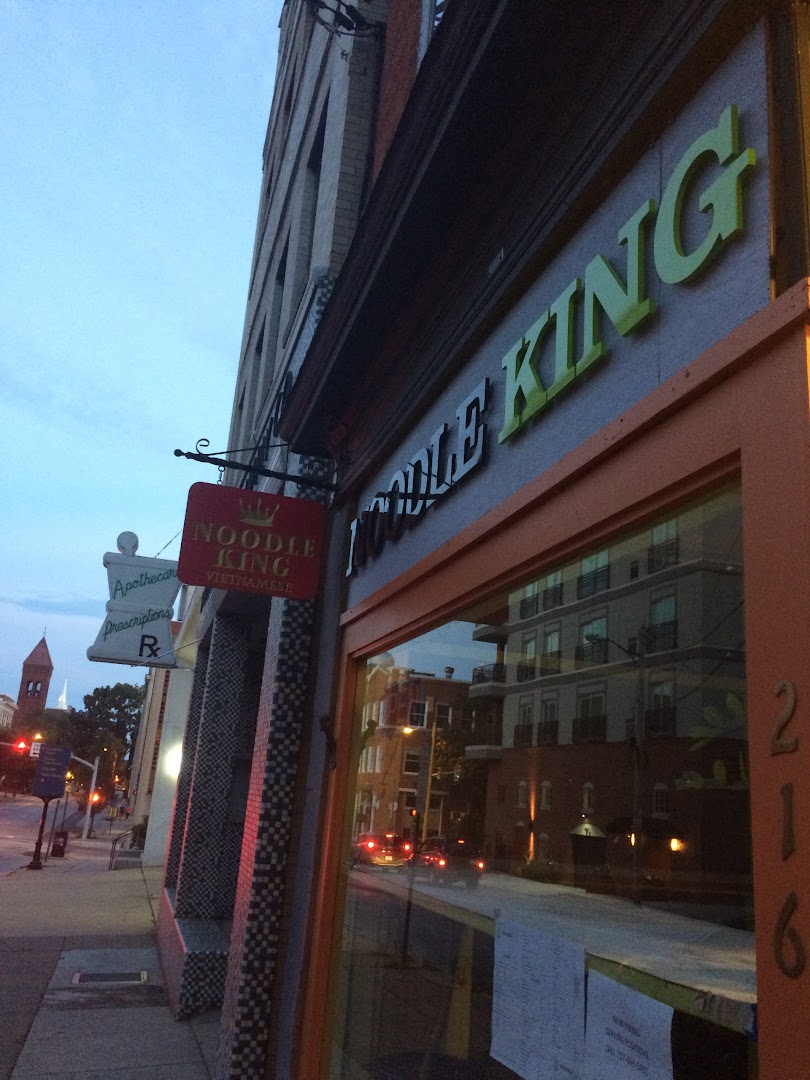 Noodle King: Lancaster Restaurants