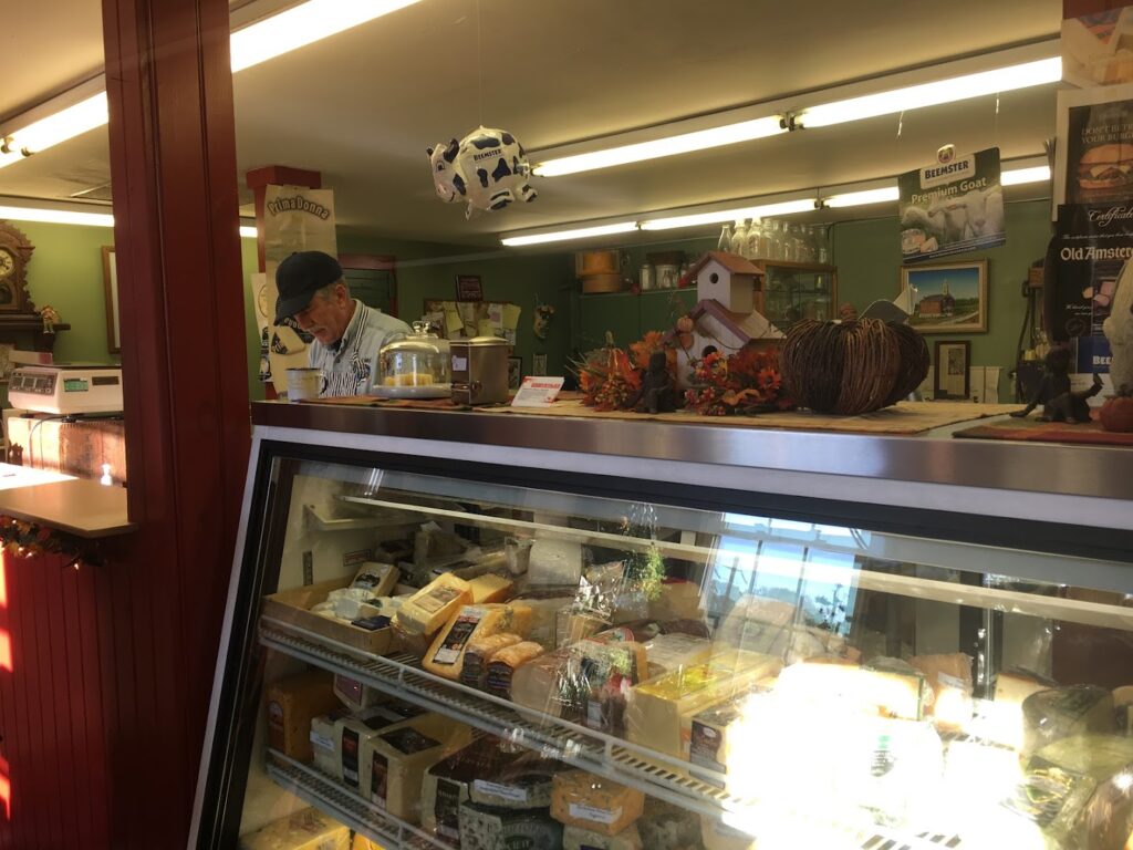 Town Clock Cheese Shoppe: Gap Butcher Shops