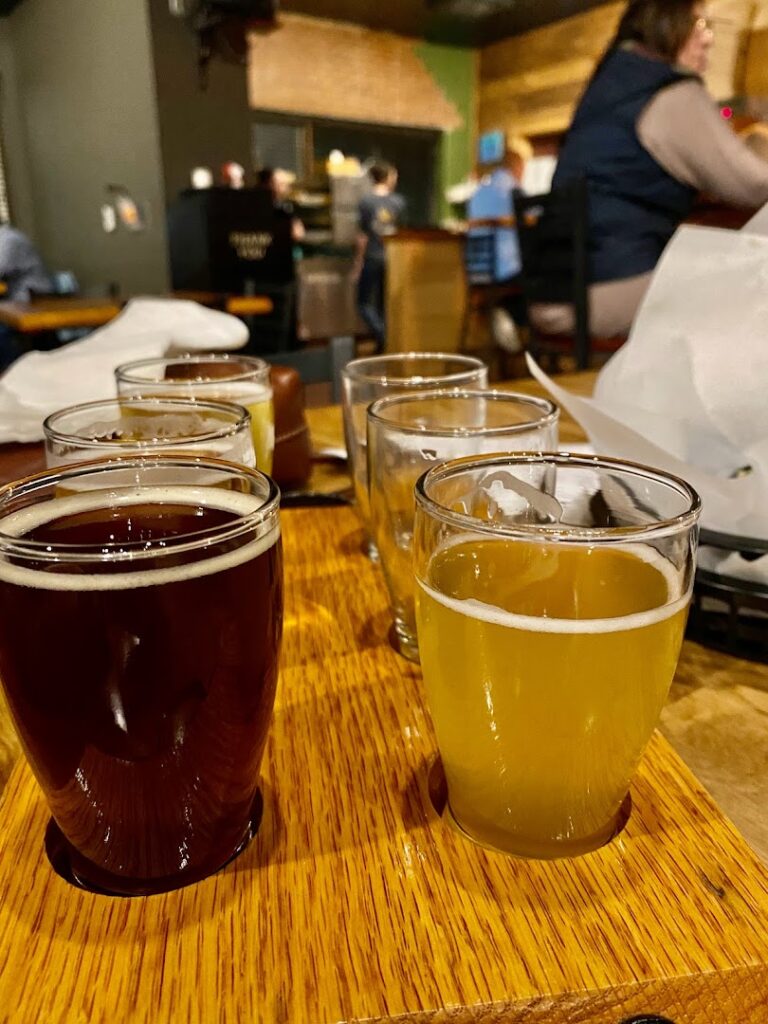 St Boniface Craft Brewing Co: Ephrata Restaurants