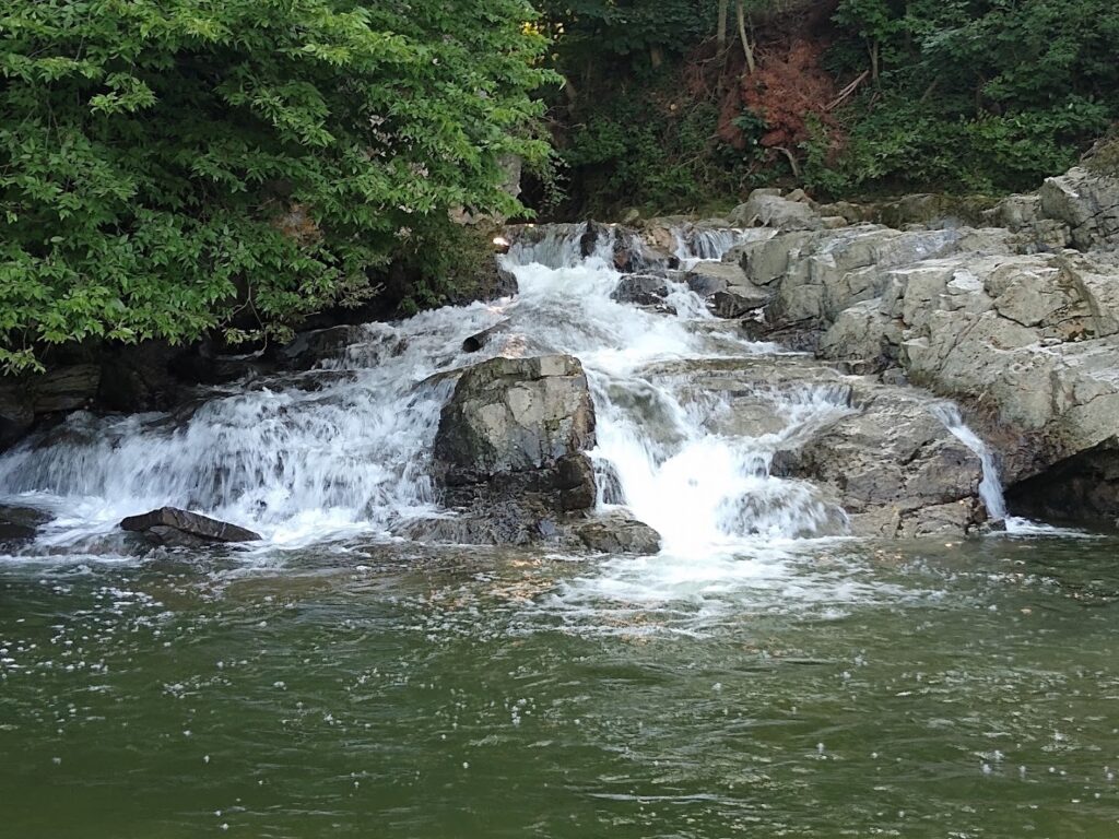 Strickler Falls: Columbia Tourist Attractions