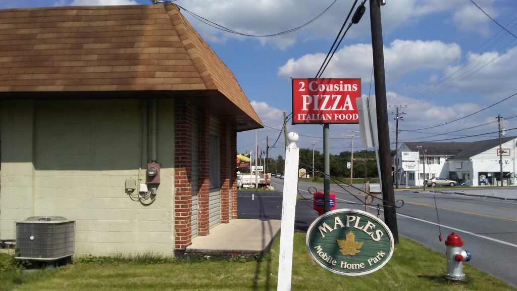 Two Cousins Pizza: Mountville Restaurants